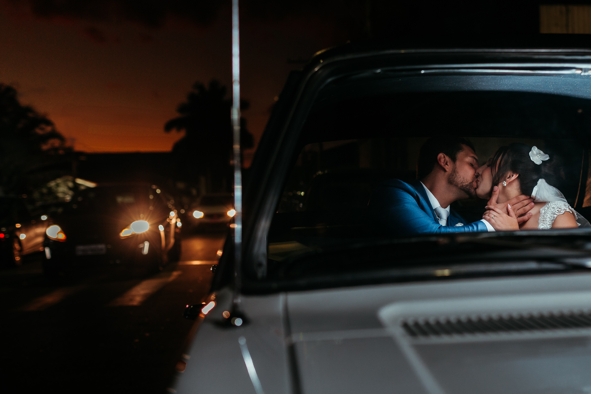 Ana e Felipe no carro