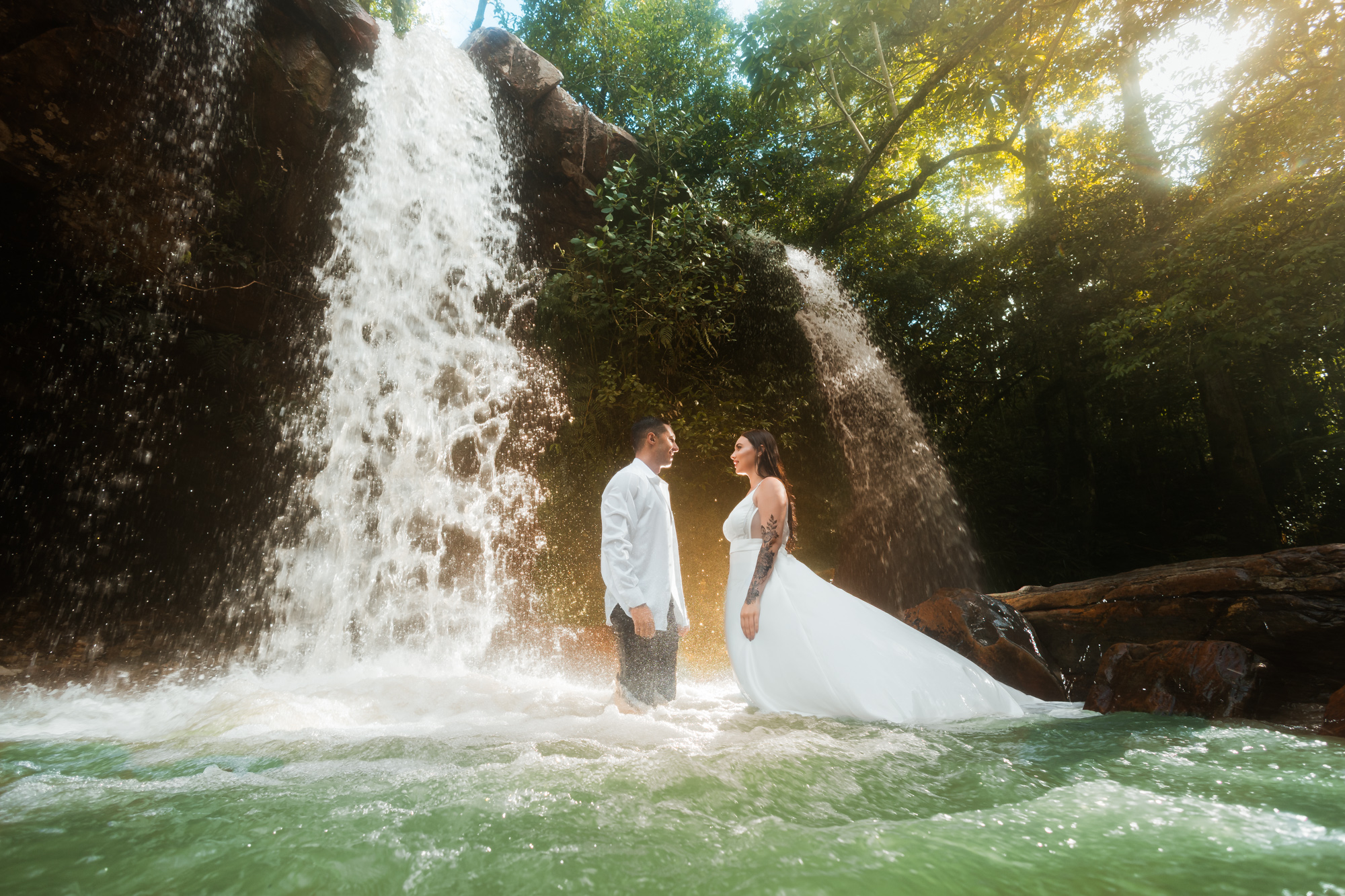 Trash the dress com presença e intensidade